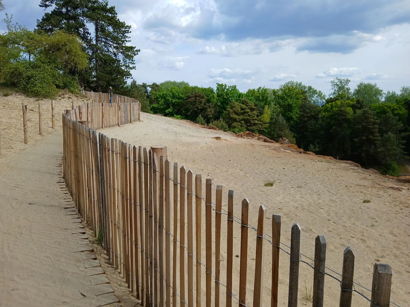 Marne : la sablière de Châlons-sur-Vesle, « ceinturée » pour être préservée, fait face au vandalisme et au scepticisme