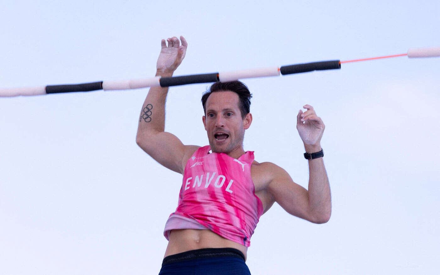 Athlétisme : le saut prometteur de Renaud Lavillenie qui a franchi 5, 80 m pour sa rentrée