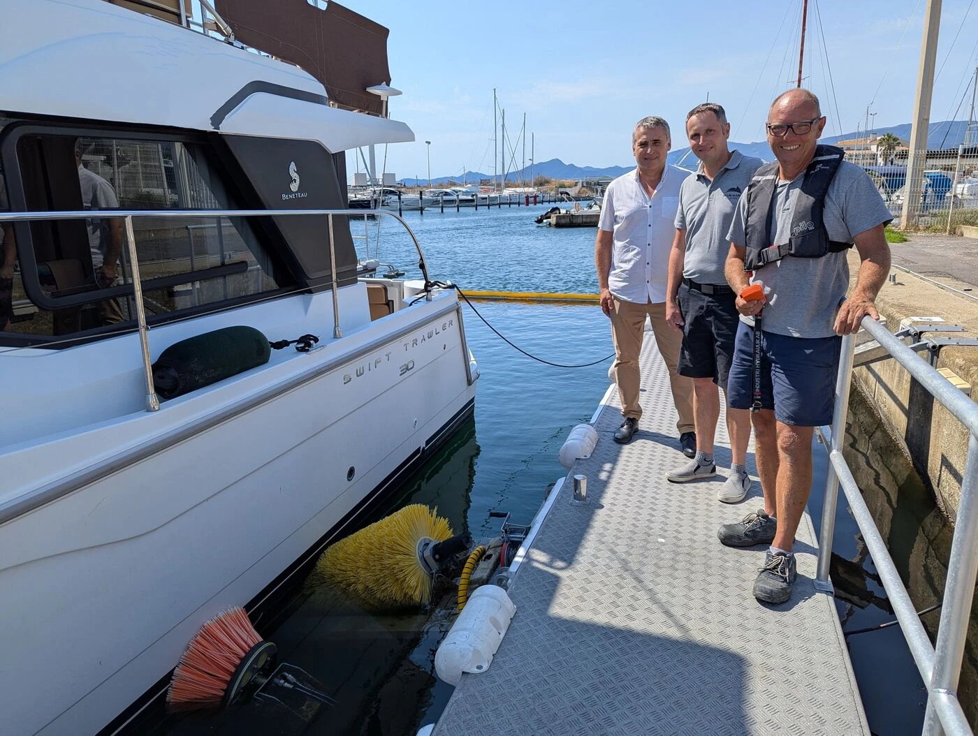 « C’est la régularité du nettoyage qui importe » : les bateaux adoptent le lavage écolo dans les Pyrénées-Orientales