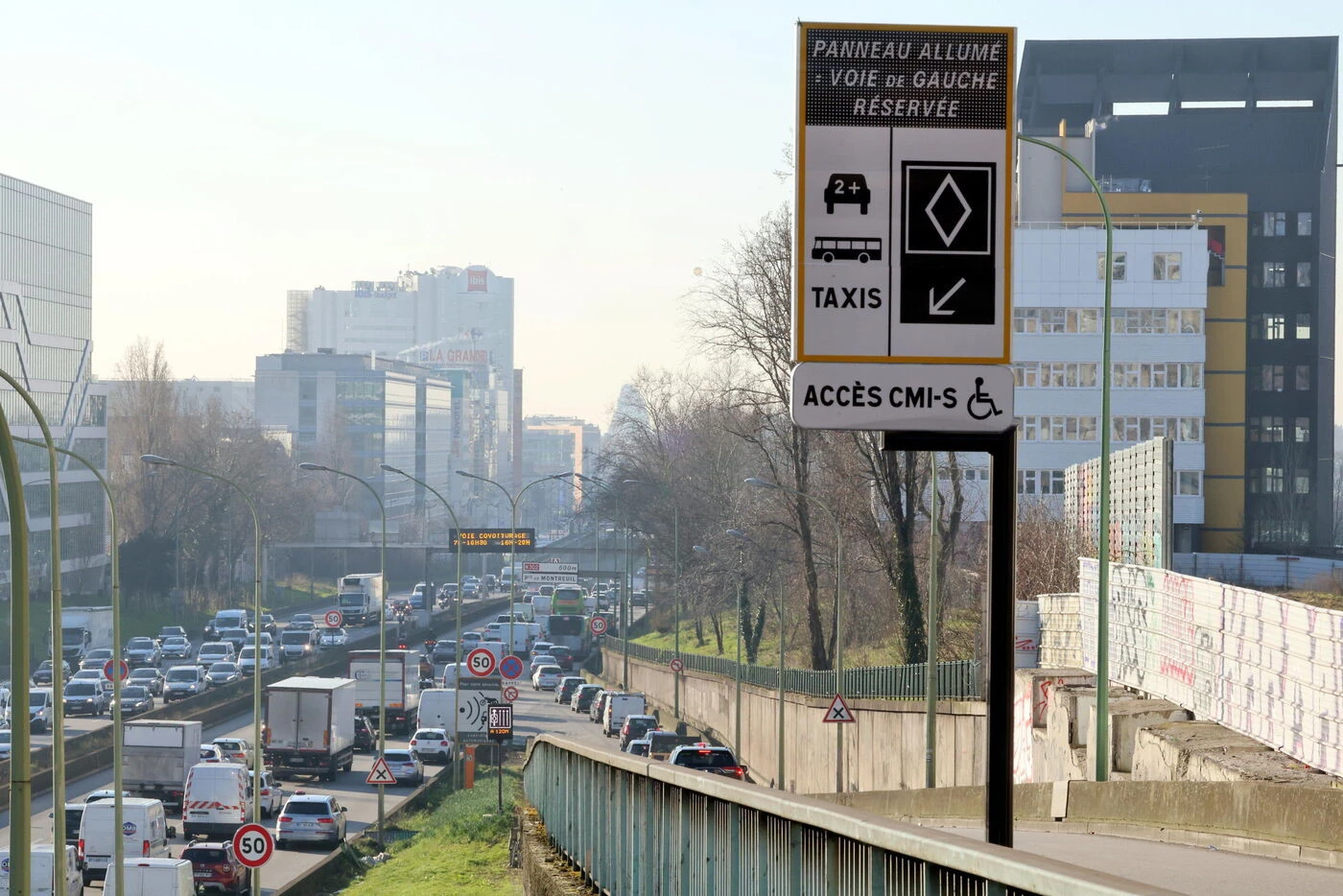 Paris : en trois semaines, plus de 4 400 verbalisations pour non-respect de la voie réservée du périphérique