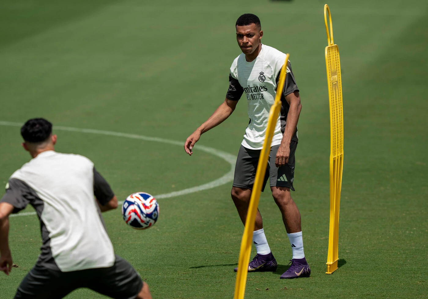 Mondial des clubs : « Il n’est pas totalement rétabli », Xabi Alonso explique le nouveau forfait de Kylian Mbappé