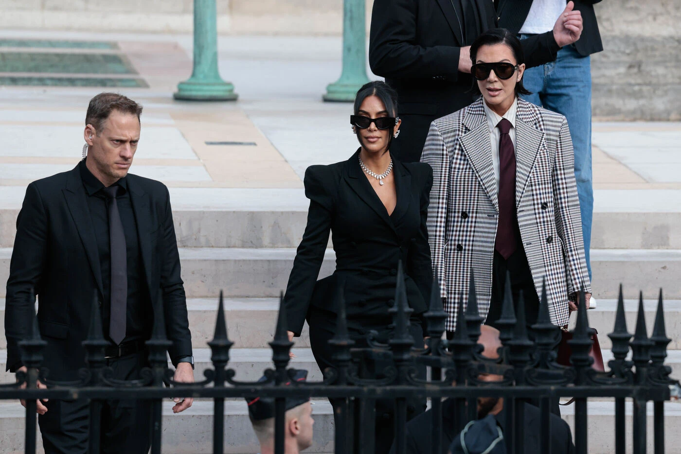 Braquage de Kim Kardashian : dix ans de prison requis contre le « chef de groupe » présumé