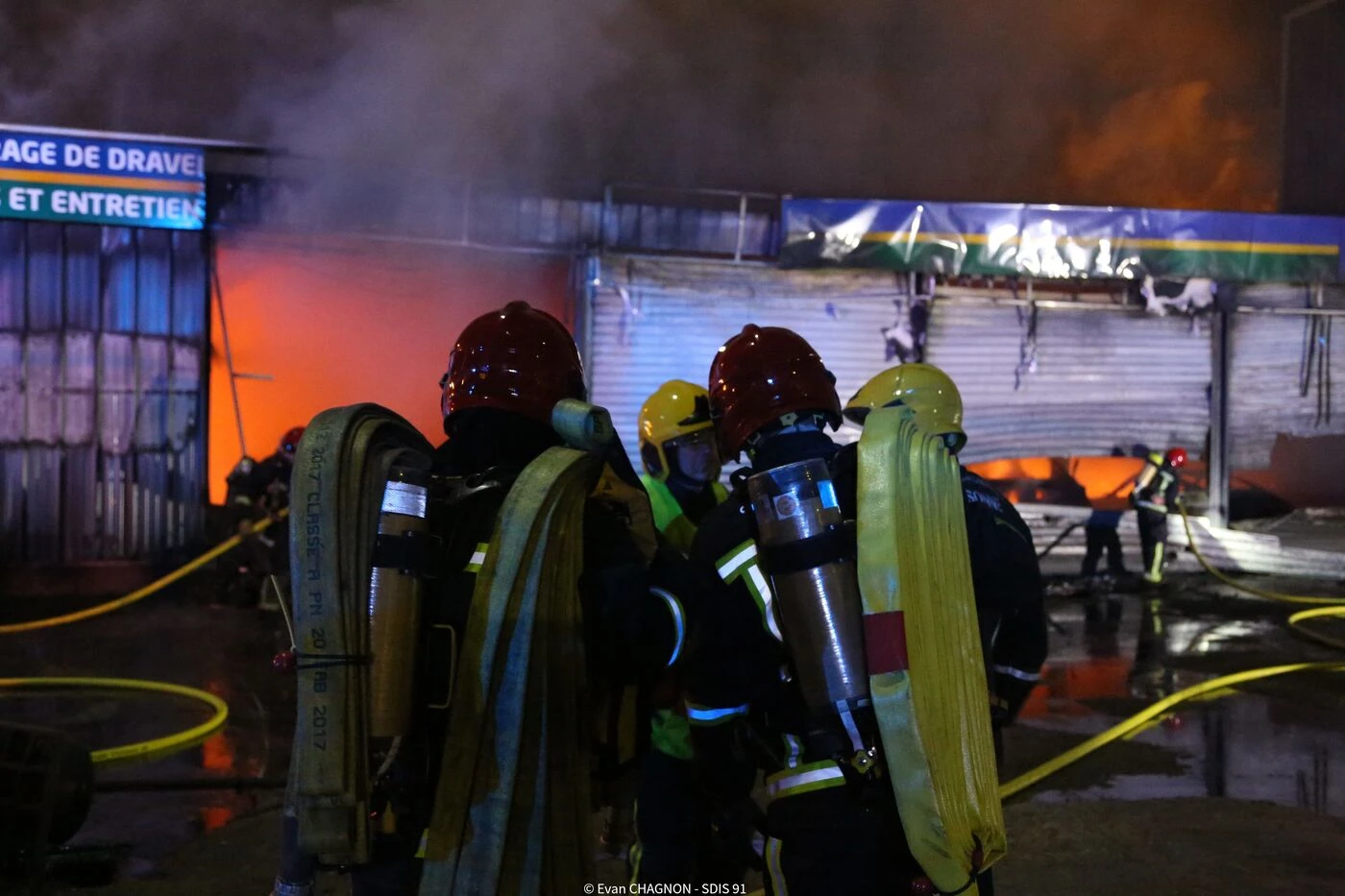 Un garage ravagé par un incendie criminel à Draveil, la piste d’un ex-client vengeur avancée