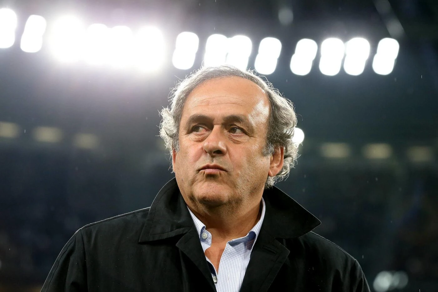 Football : « Ne lui demandez pas de jouer comme Messi ou Zidane », Michel Platini défend Kylian Mbappé