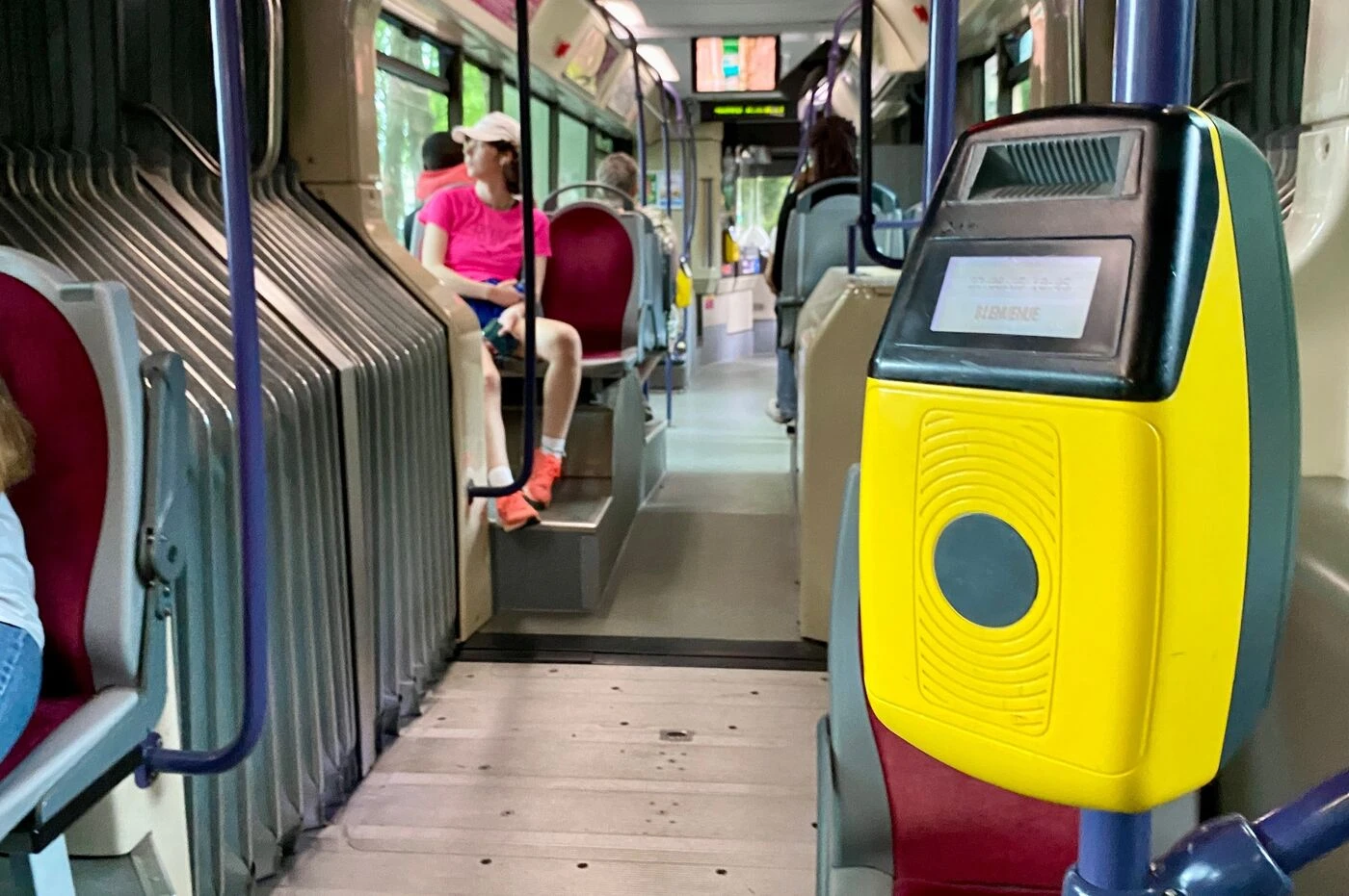 La métropole de Rouen vote sur la gratuité des transports en commun pour les moins de 18 ans