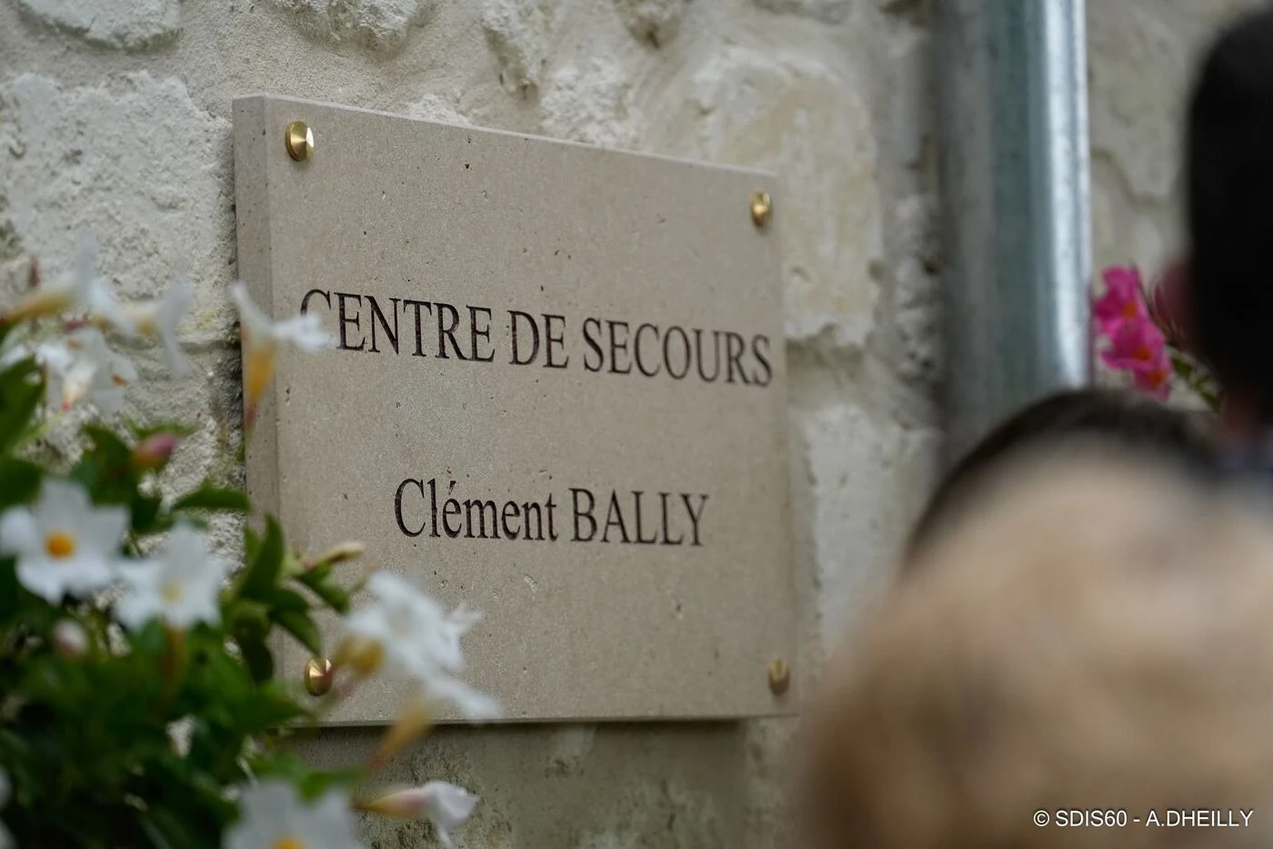 Un centre de secours de l’Oise rebaptisé au nom de Clément Bally, pompier de 33 ans disparu en service