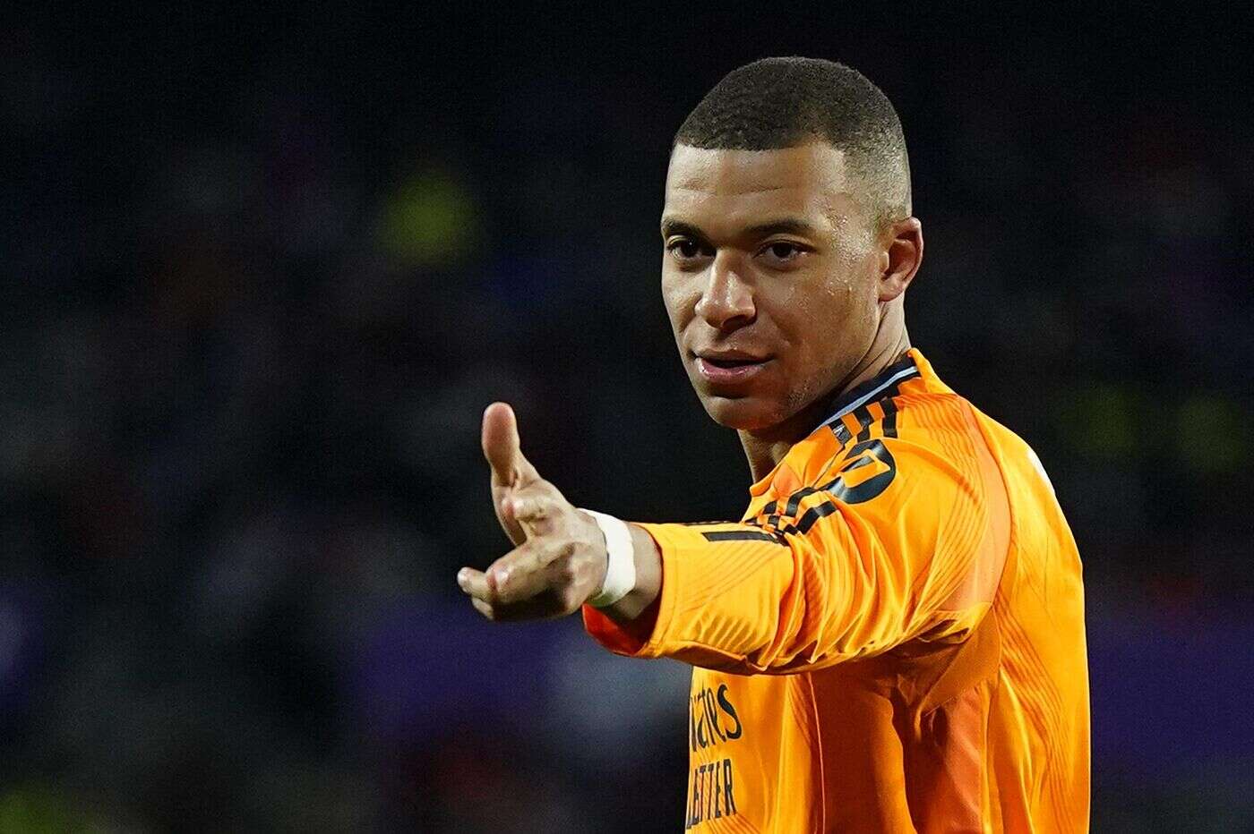 « Inarrêtable », « la grande star du Real Madrid » : la presse espagnole encense Mbappé après son premier triplé