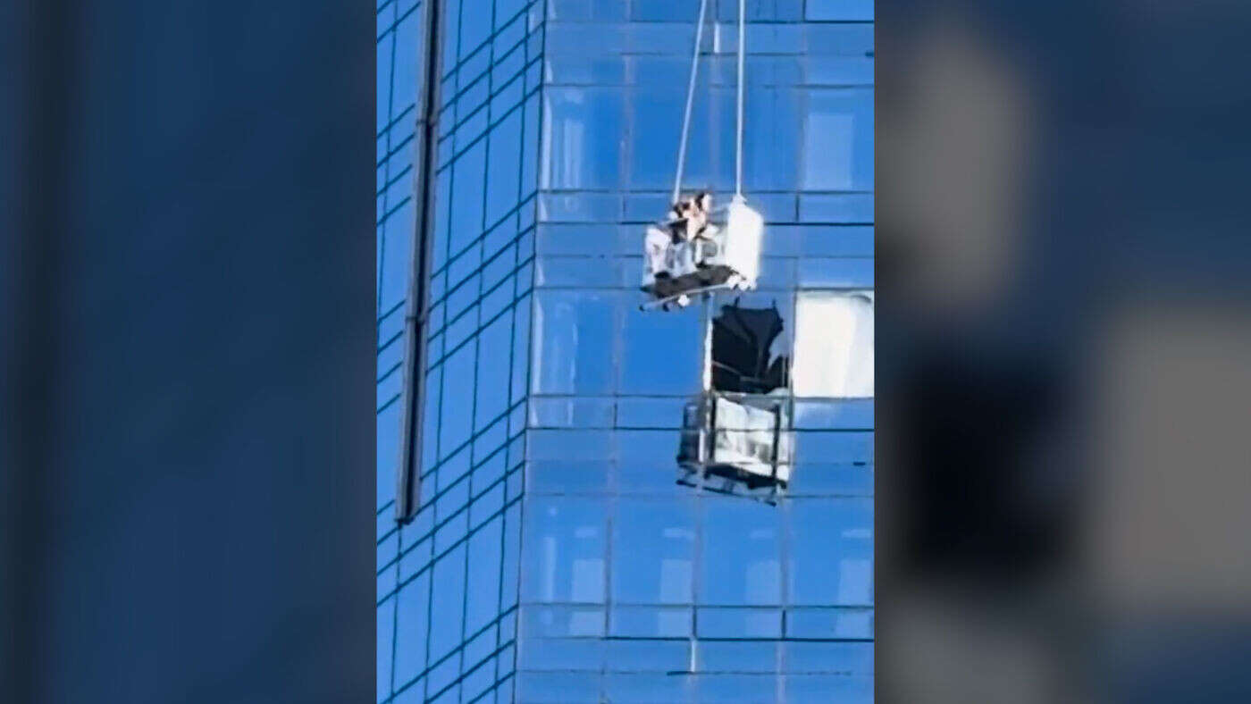 VIDÉO. New York : deux laveurs de vitres piégés au-dessus du vide dans une nacelle devenue incontrôlable