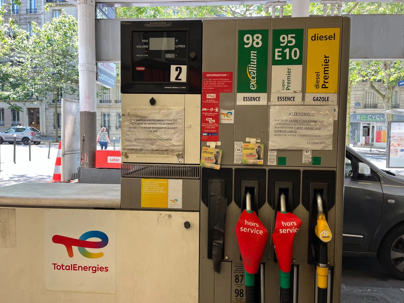 Augmentation des prix du carburant : le PCF appelle à manifester vendredi devant le siège de TotalEnergies