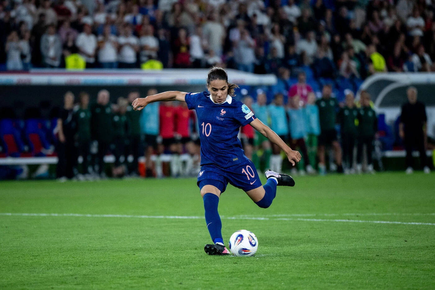« Rien ne peut justifier de telles manifestations de haine » : la FFF condamne les propos visant les Bleues