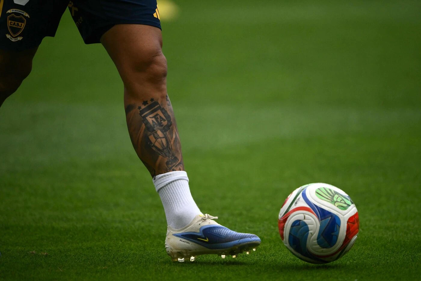 Football : pour avoir zappé un vaccin, trois joueurs argentins sont privés d’un match amical en Angola