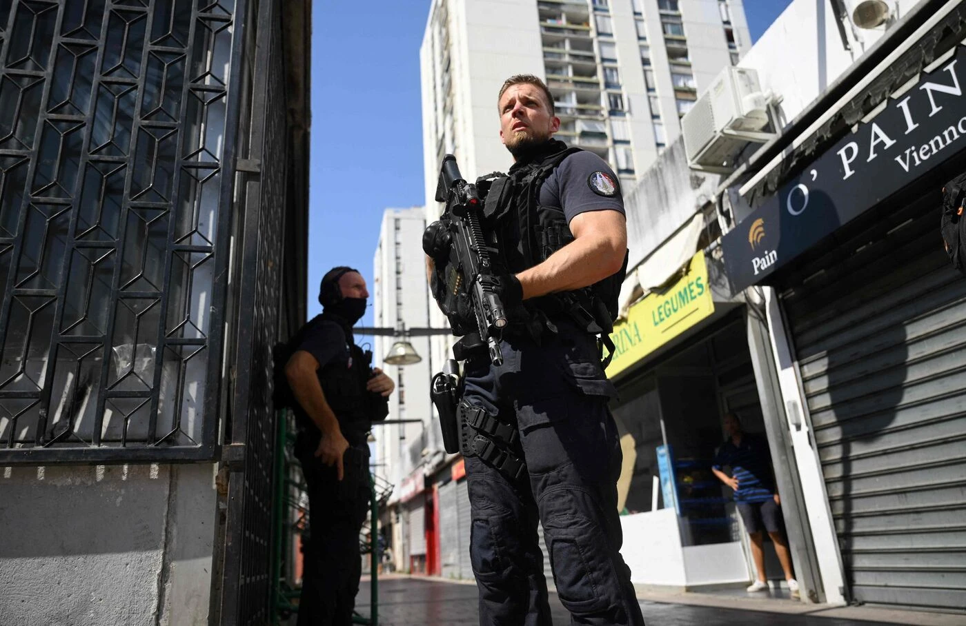 « On va tuer les petits de cinq ans » : immolation, fusillade… à Nîmes, nouvel épisode sanglant de la guerre entre narcotrafiquants