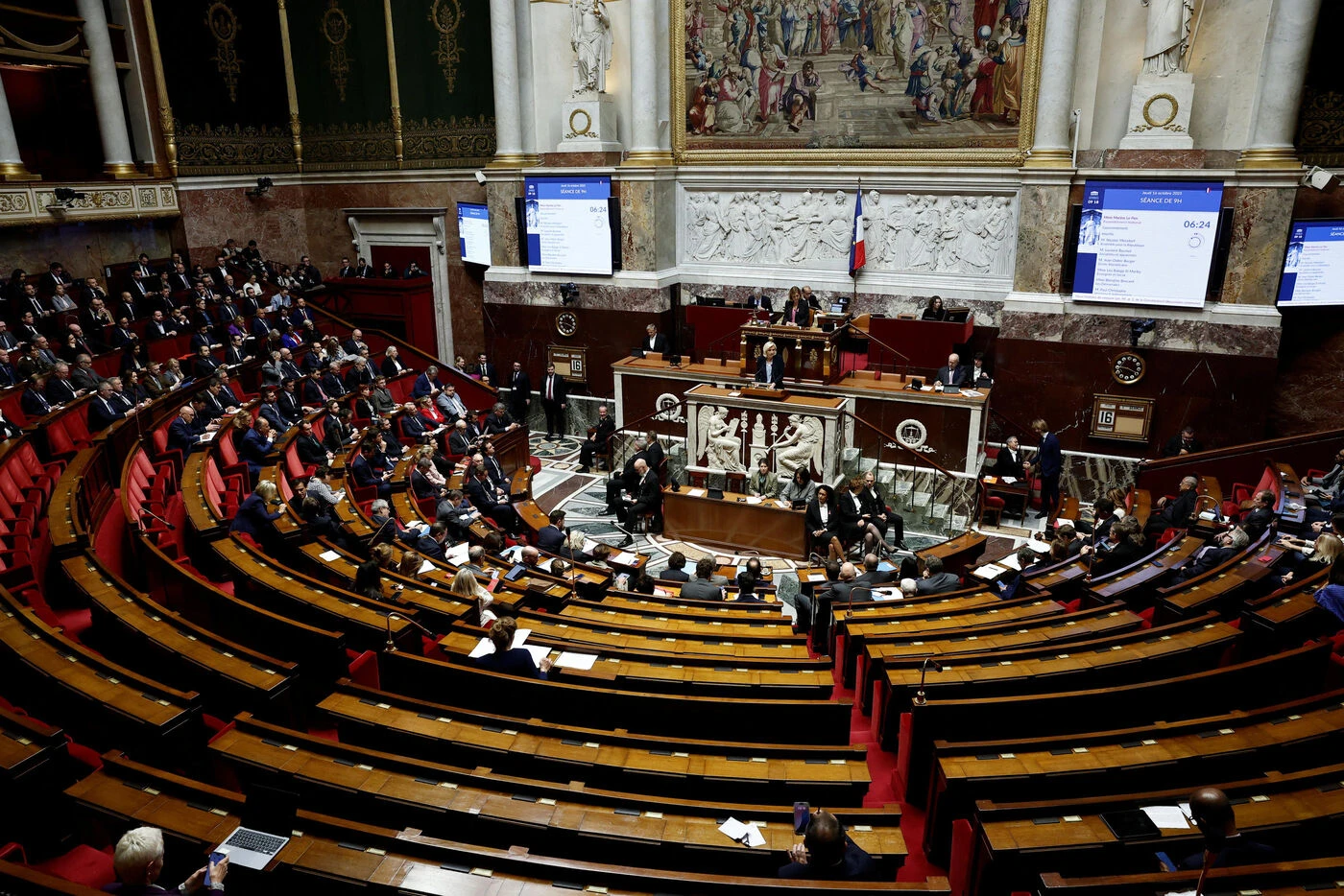 Budget 2026 : les députés rejettent en commission la taxe Zucman, qui sera rediscutée dans l’hémicycle