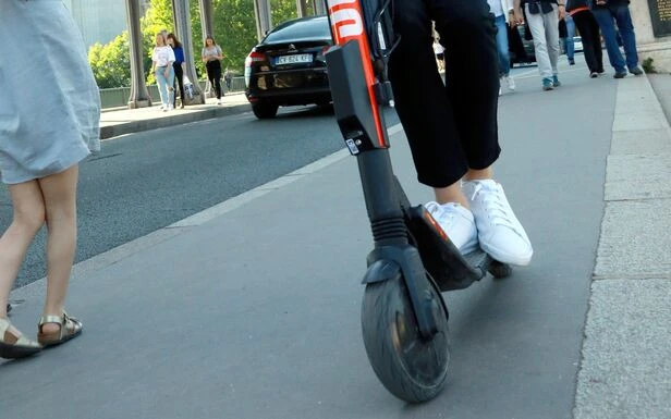 Paris : Miriam, la jeune femme renversée par une trottinette, est décédée