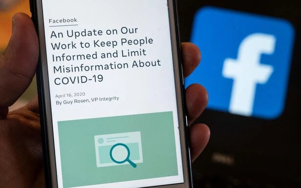 Le Covid-19 créé en laboratoire ? Une hypothèse que Facebook ne va plus censurer
