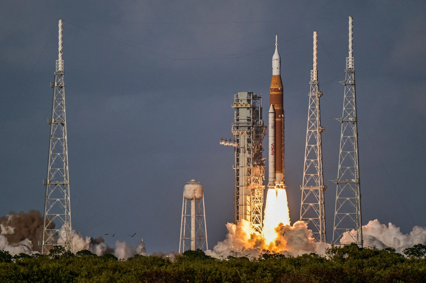 Artemis II : les astronautes ont quitté l’orbite terrestre, cap vers la Lune