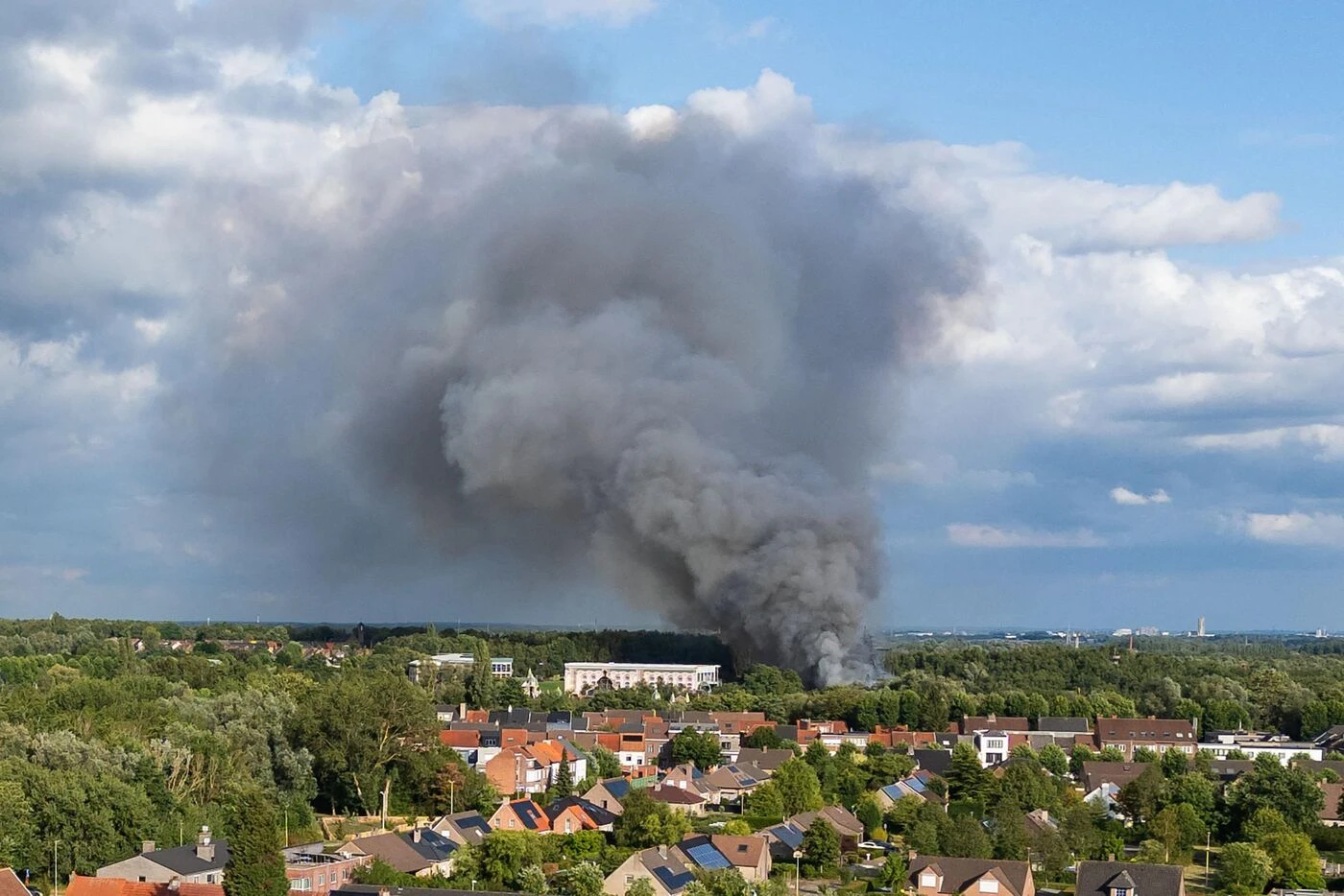 Festival Tomorrowland : un important incendie détruit complètement la scène principale