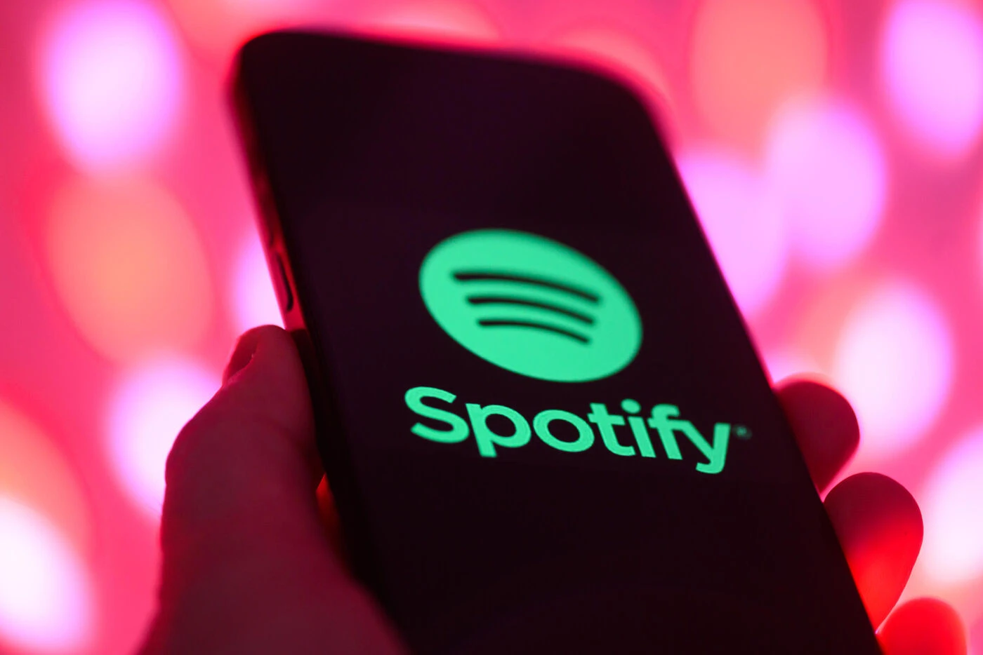 « Une nouvelle source de revenus » pour les auteurs : Universal autorise des remix IA de ses artistes sur Spotify