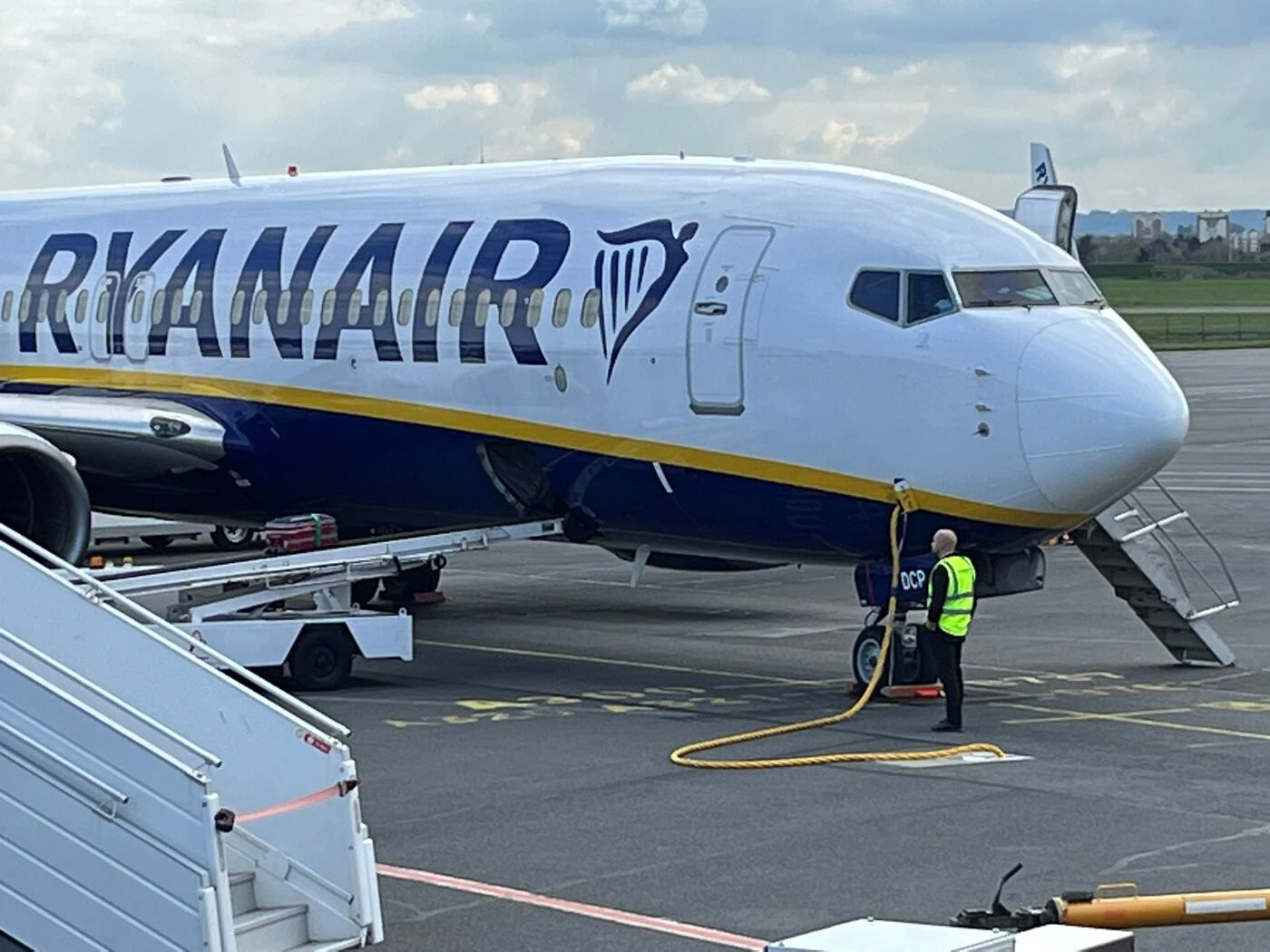 Face aux hausses d’impôts, Ryanair assure qu’elle va à nouveau quitter « plusieurs aéroports régionaux français cet été »