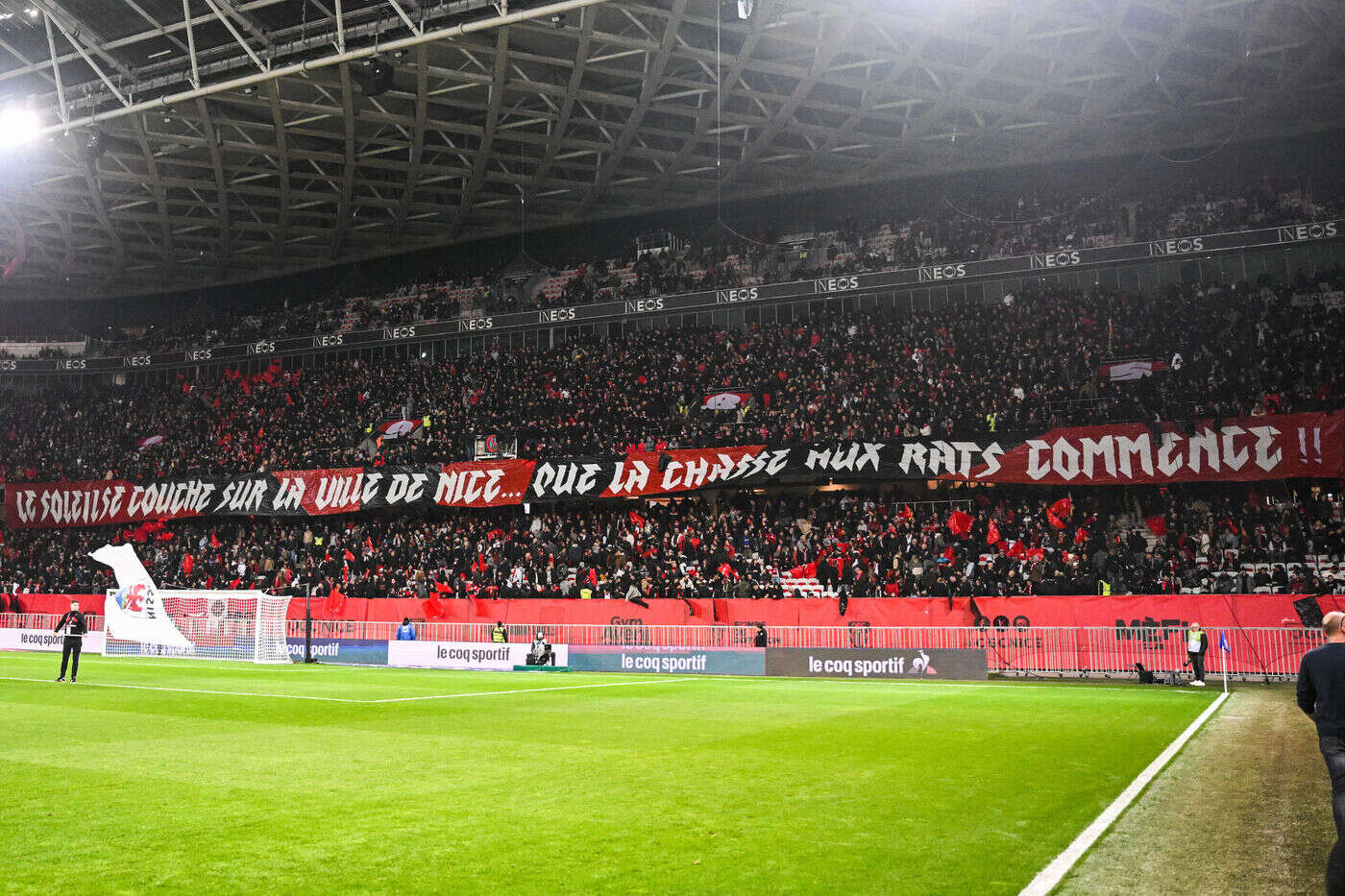 Ligue 1 : l’OM dénonce « le caractère raciste et injurieux » des banderoles des supporters de Nice