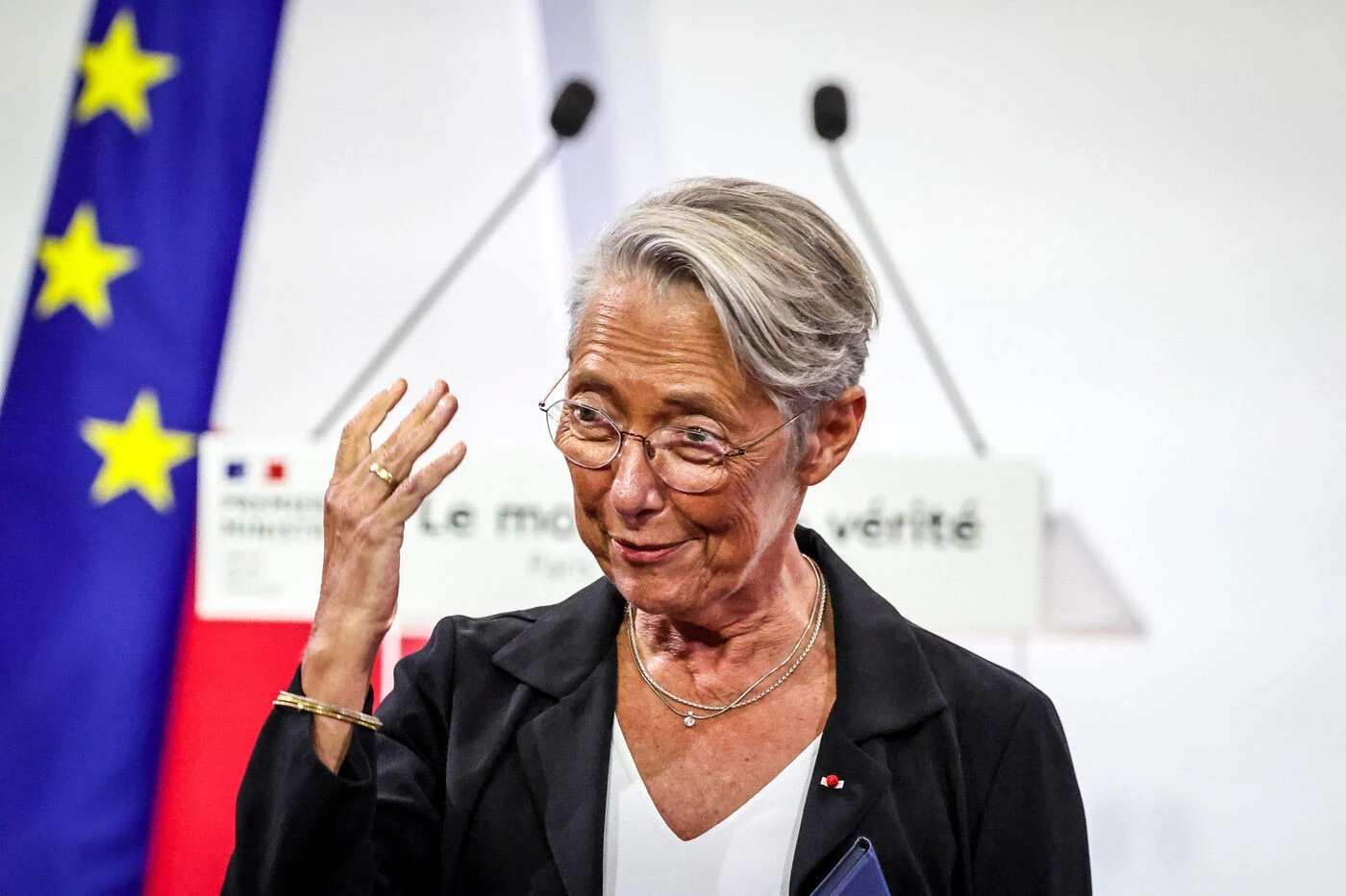 « Un réveil tardif » mais « un réveil positif » : la gauche salue la volte-face d’Élisabeth Borne sur la réforme des retraites