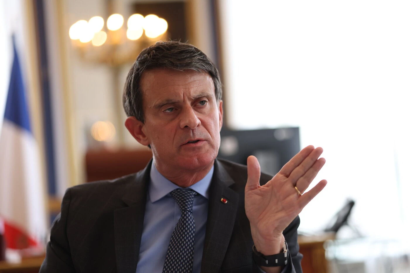« La négation du politique » : évincé du gouvernement Lecornu, Manuel Valls tacle le macronisme