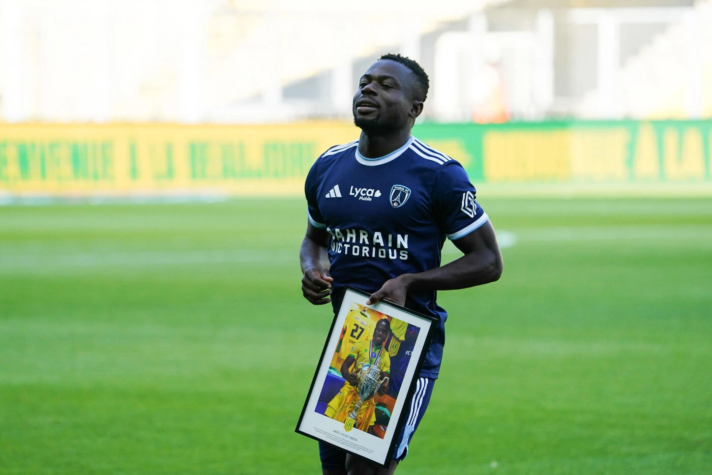 Nantes - Paris FC (amical) : la vidéo de l’hommage de la Beaujoire à Moses Simon