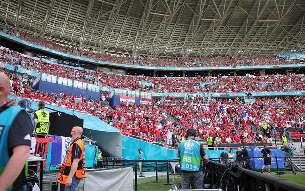 Euro 2021 : en réponse au «rainbow-gate», les stades hongrois se parent aux couleurs nationales