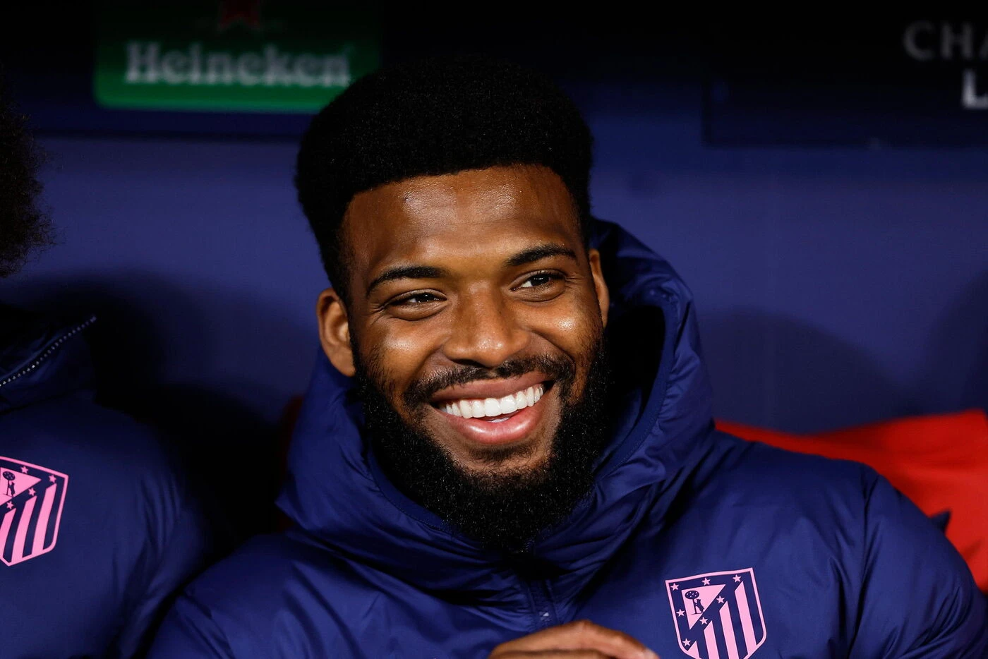 Mercato : Thomas Lemar quitte l’Atlético de Madrid pour un prêt en Catalogne