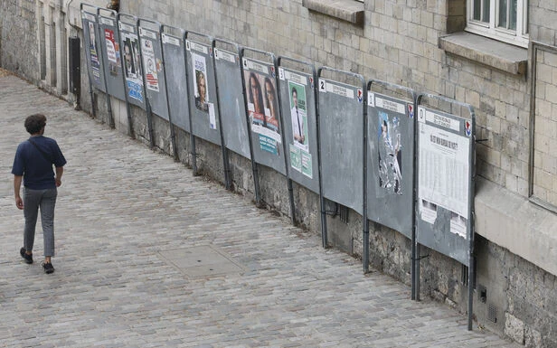 Elections et abstention, discothèques et immeubles effondrés : les infos à retenir ce midi