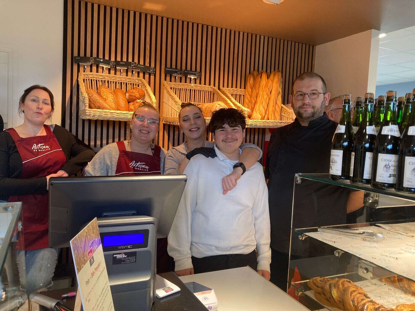 « Cela fait revivre nos villages » : une boulangerie toute neuve ouvre dans le nord du Loiret après quatre ans de disette