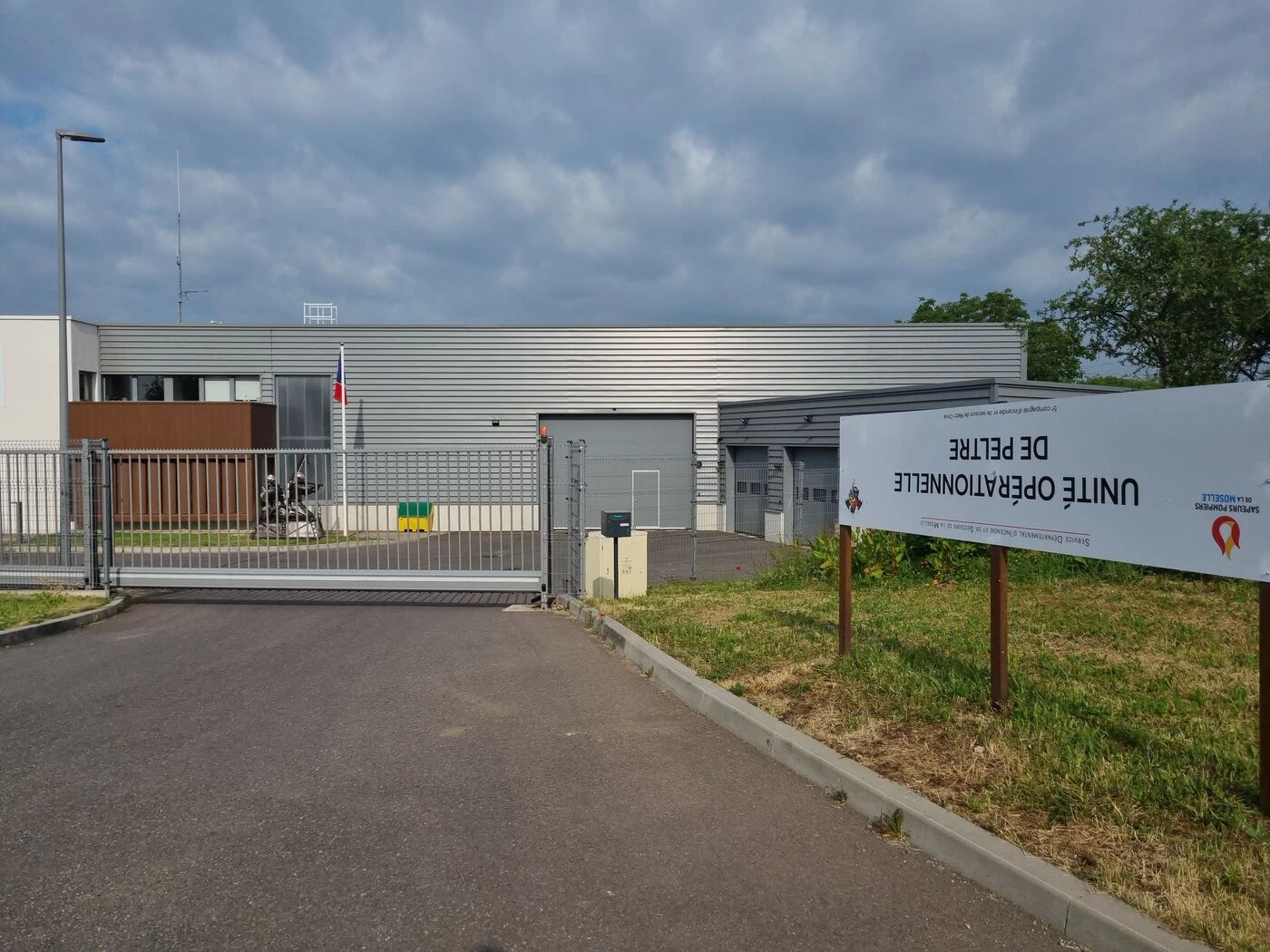 « La sécurité des citoyens » en question : la colère gronde dans les casernes de pompiers de Moselle