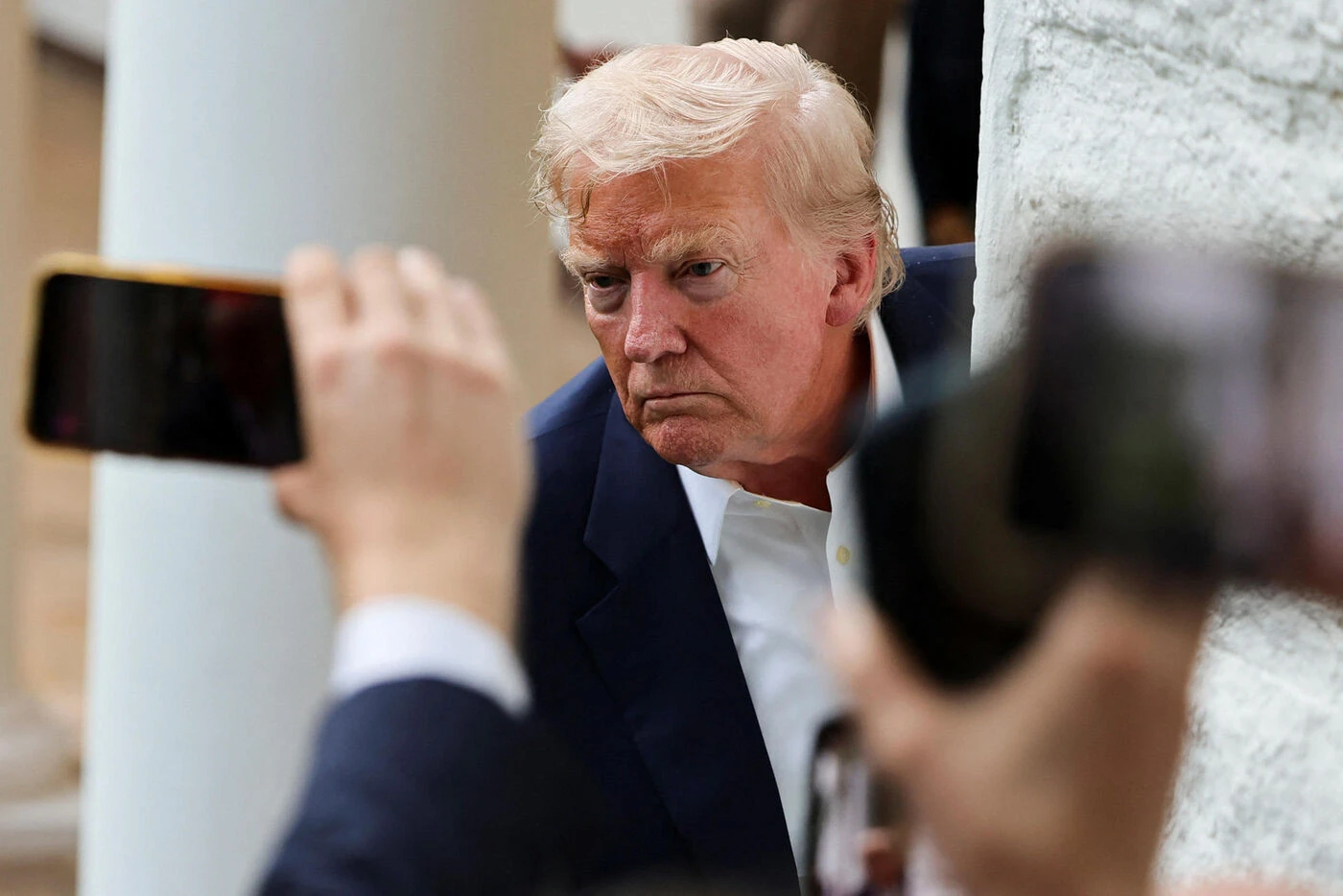 Affaire Epstein : les démocrates maintiennent la pression sur Trump en réclamant l’accès à des documents classifiés
