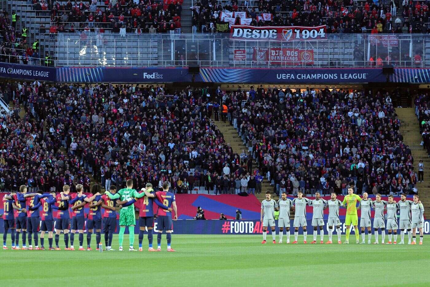 Barcelone-Benfica : l’émouvant hommage au médecin du Barça décédé