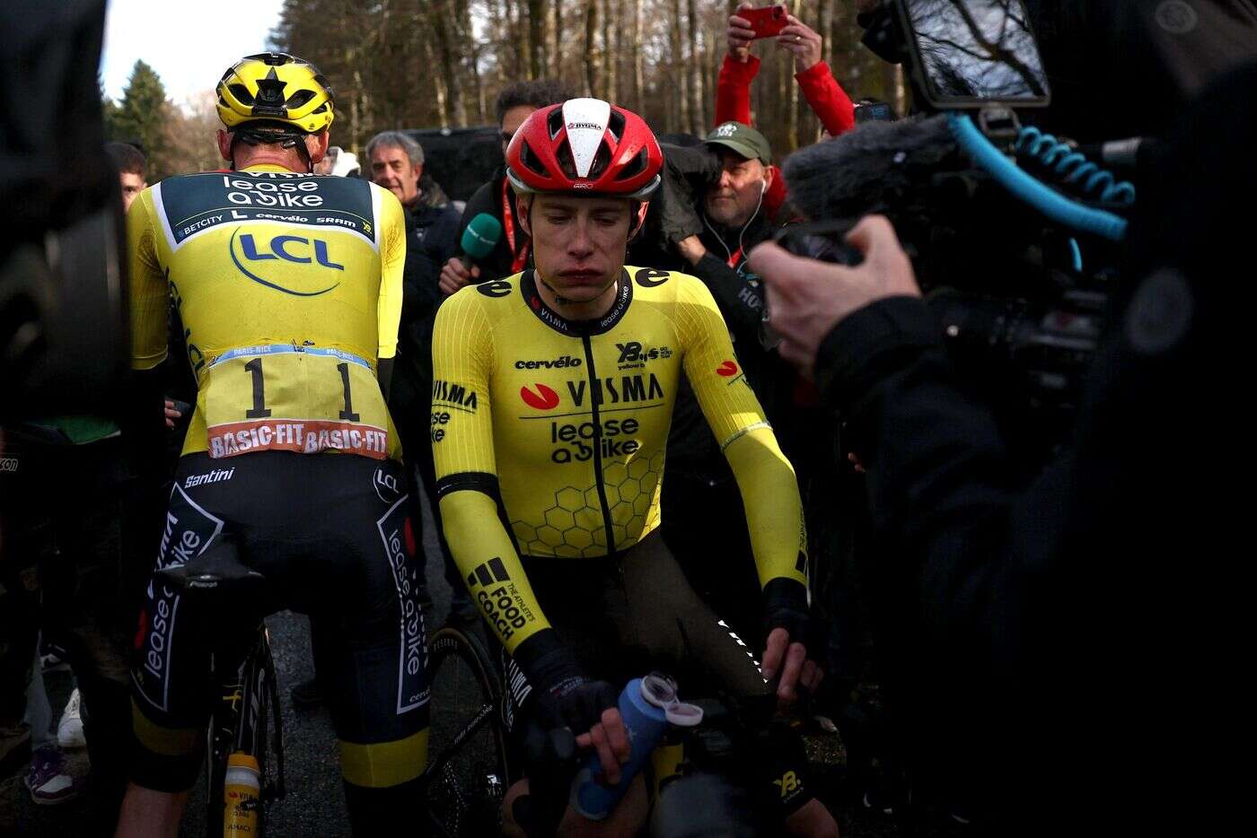 « La course n’aurait jamais dû reprendre » : le coup de gueule de Vingegaard après l’étape chaotique de Paris-Nice