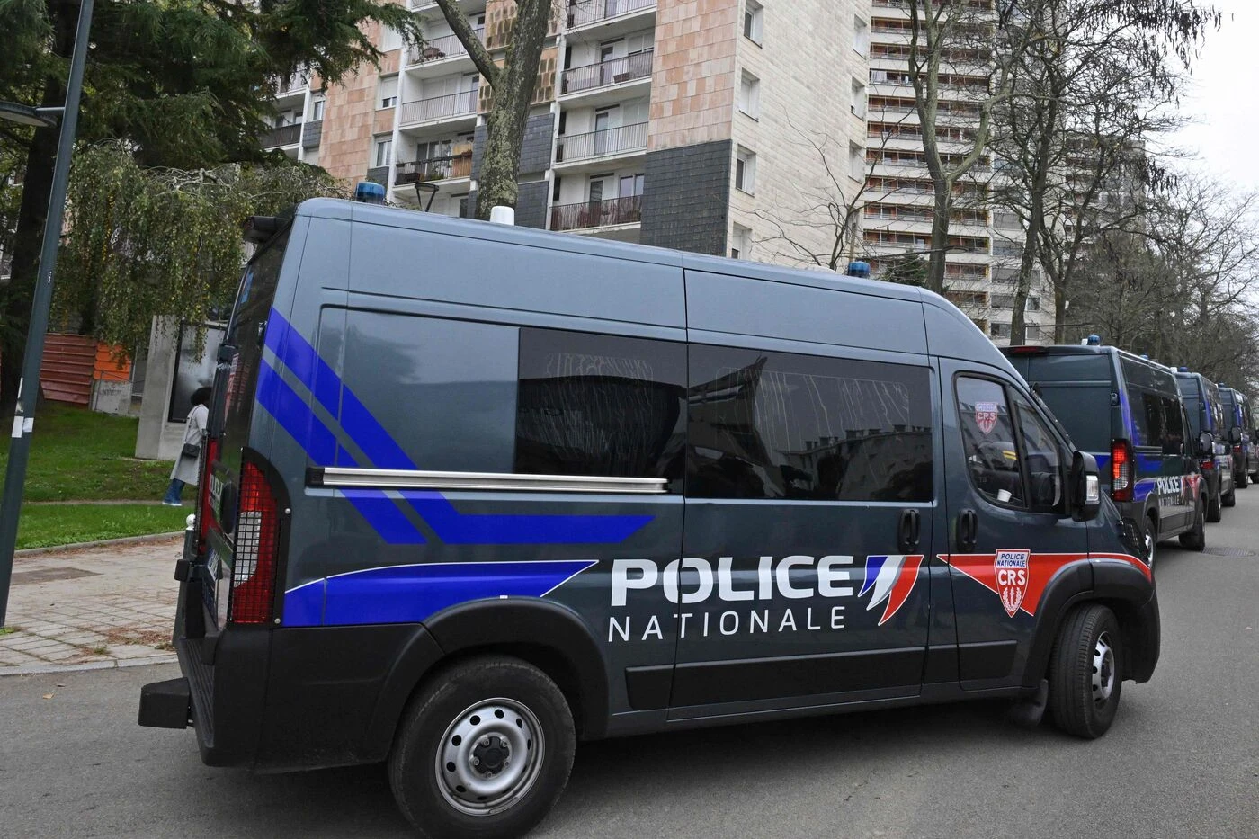 « Une force à projection rapide » : comment fonctionne la CRS 82, envoyée en renfort à Limoges pour ramener le calme ?