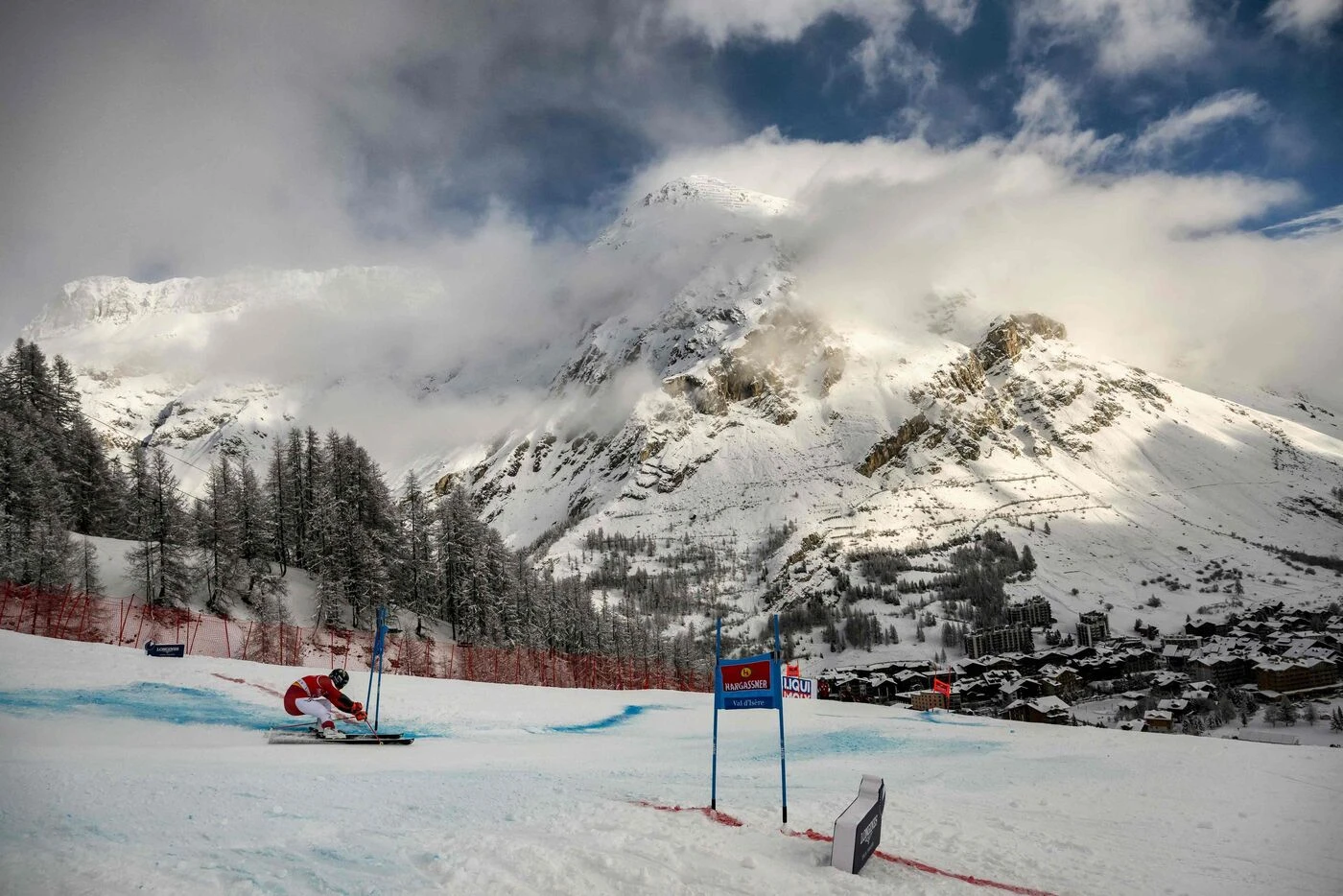 JO Alpes 2030 : la station de Méribel menace encore de se retirer et éreinte l’organisation