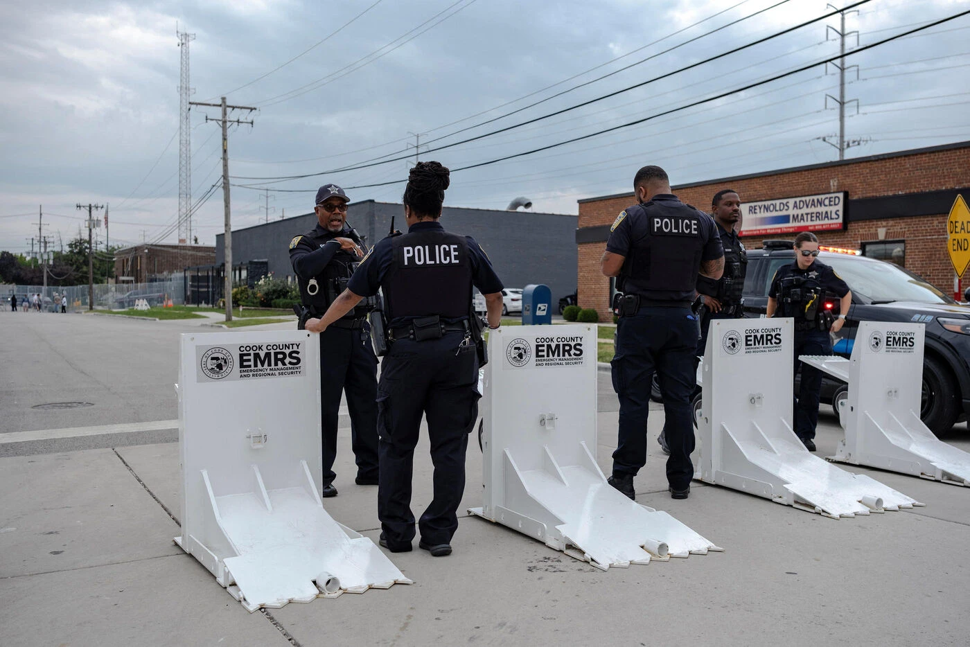 Trois blessés après des tirs dans un centre du bureau de l’immigration aux États-Unis