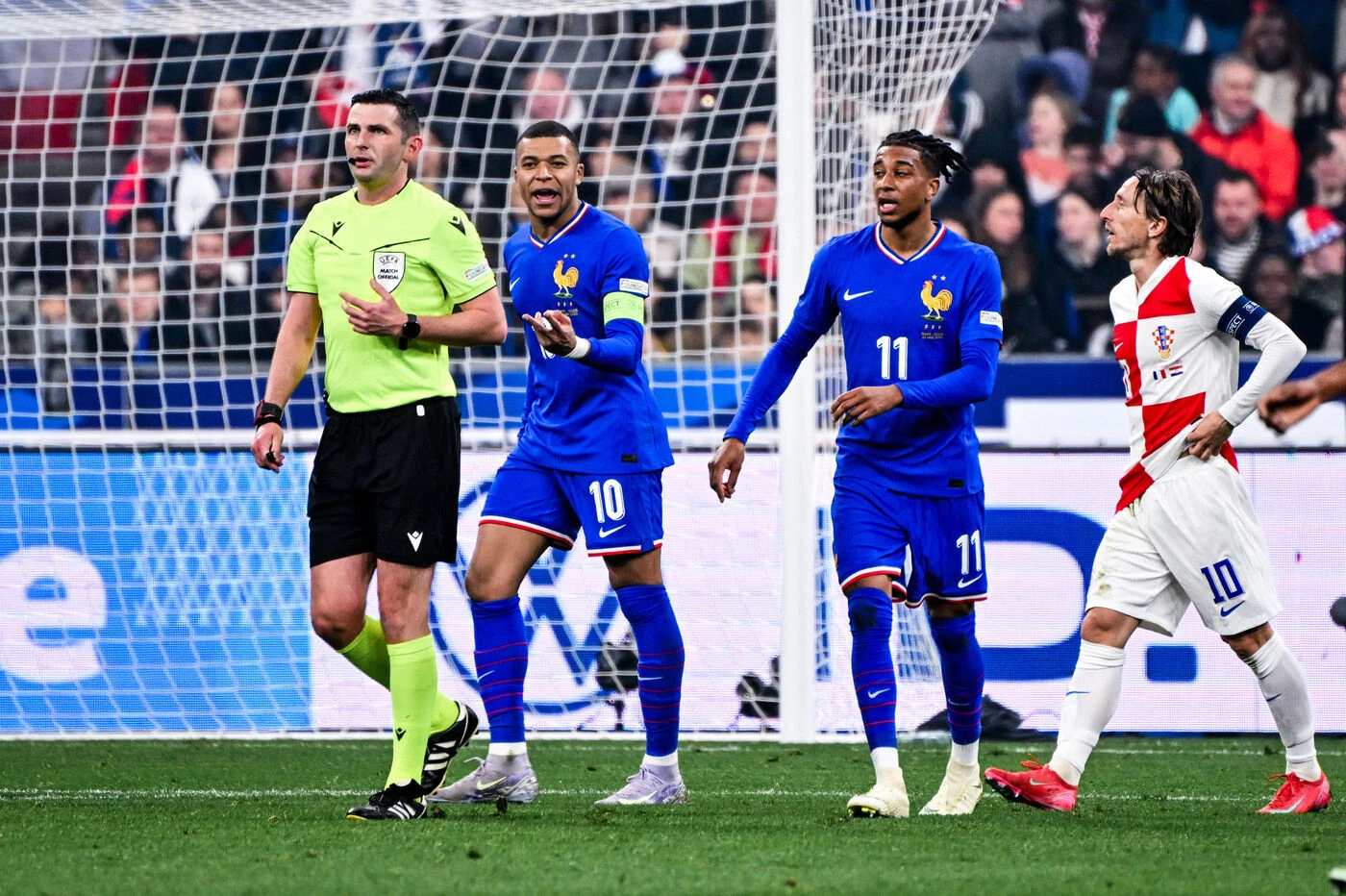 France - Espagne : l’Anglais Michael Oliver, un habitué des deux nations, arbitrera la demi-finale des Bleus