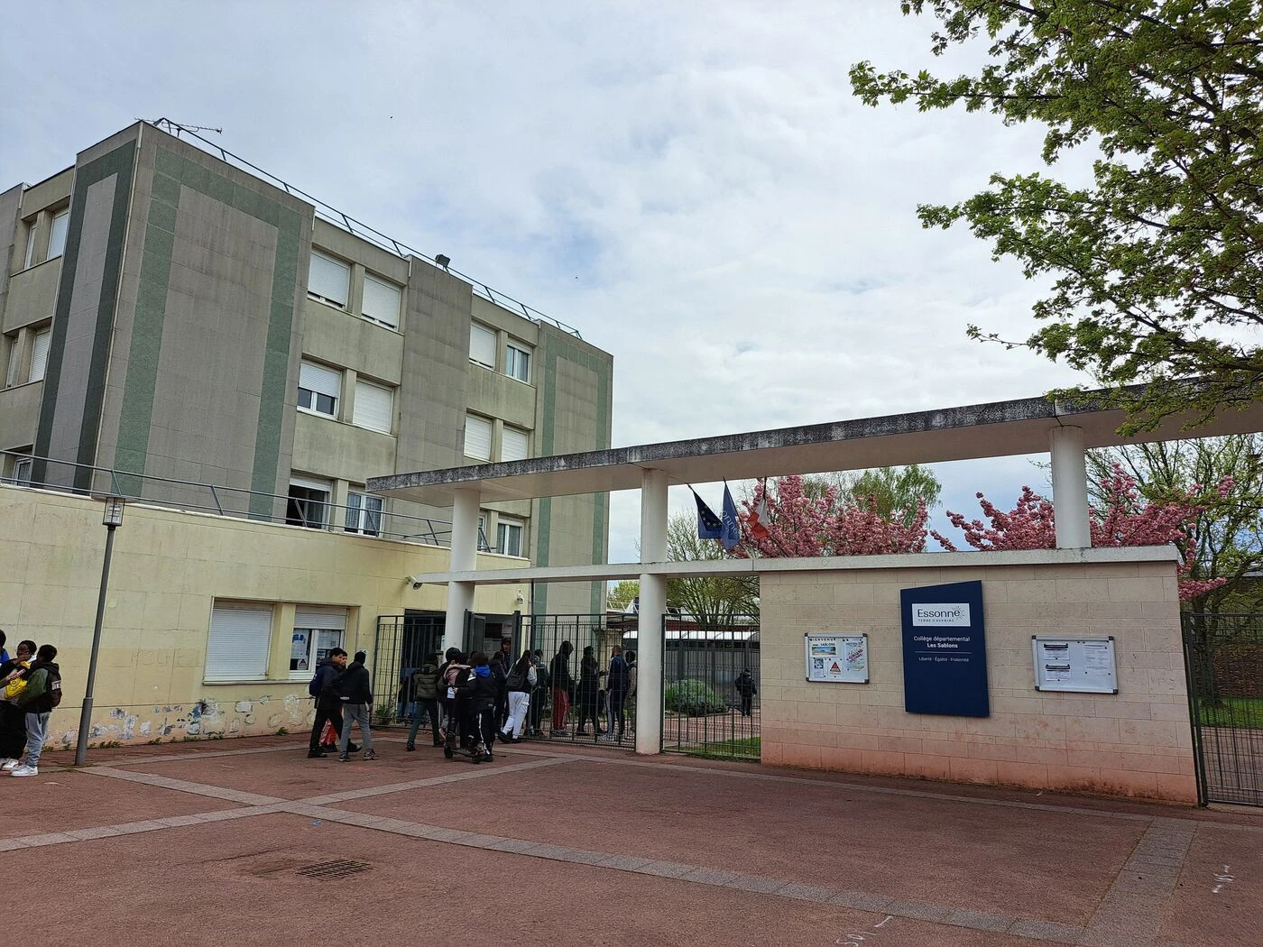 « Avoir les mêmes chances de réussite » : l’Essonne se dote de six nouvelles cités éducatives