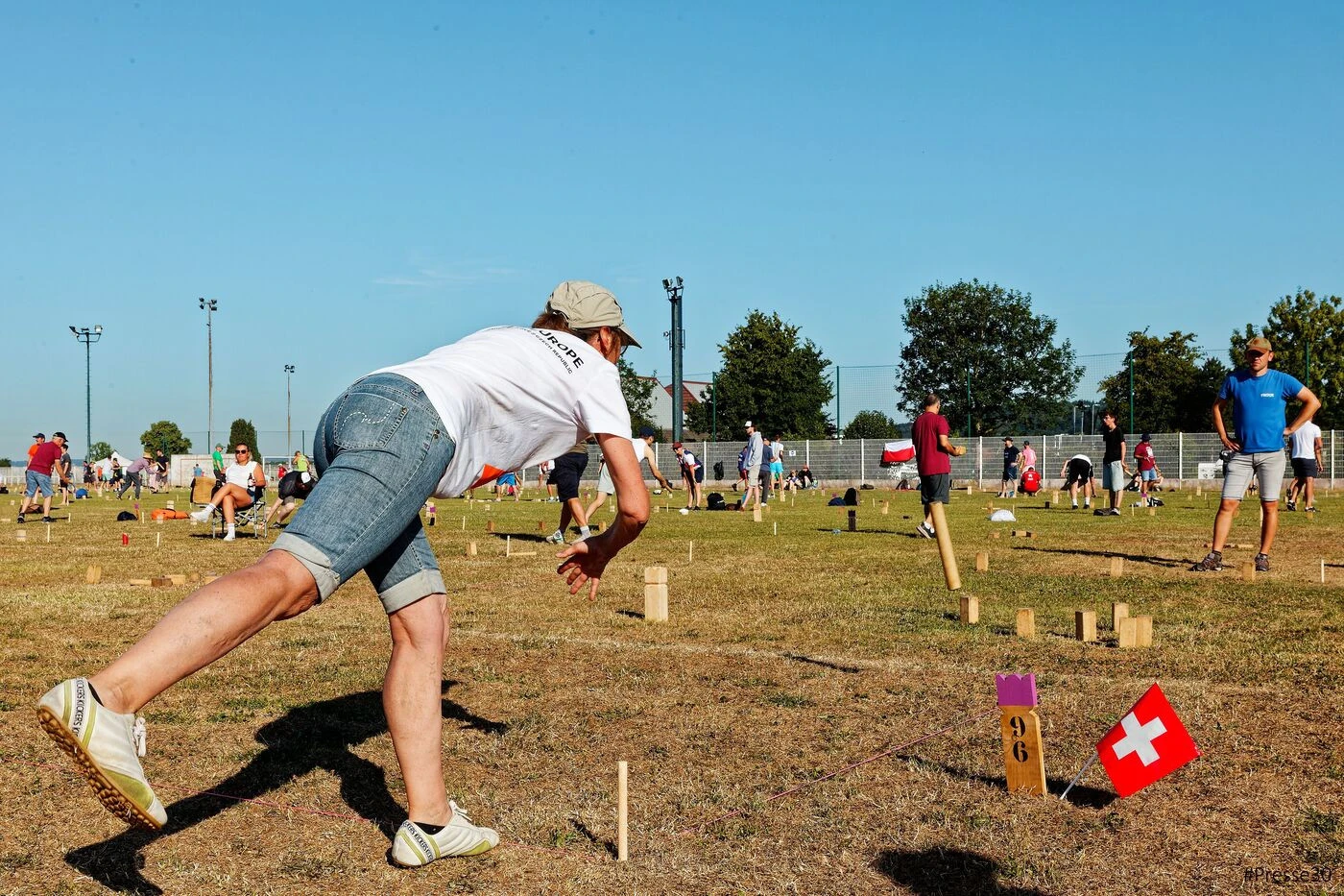 Technique, précision et « un bon sens tactique » : la France accueille son premier championnat d’Europe de Kubb
