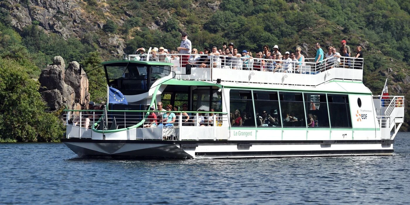 « C’est irresponsable ! » : un pilote de bateau-mouche contrôlé positif à la cocaïne dans la Loire