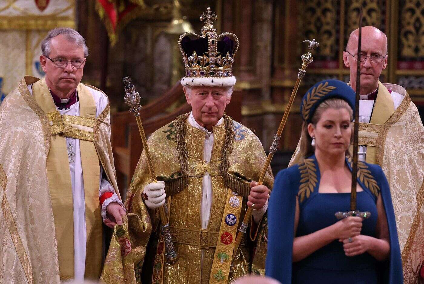 Charles III se confie sur la « lourde » couronne de Saint-Edouard, portée lors de son couronnement