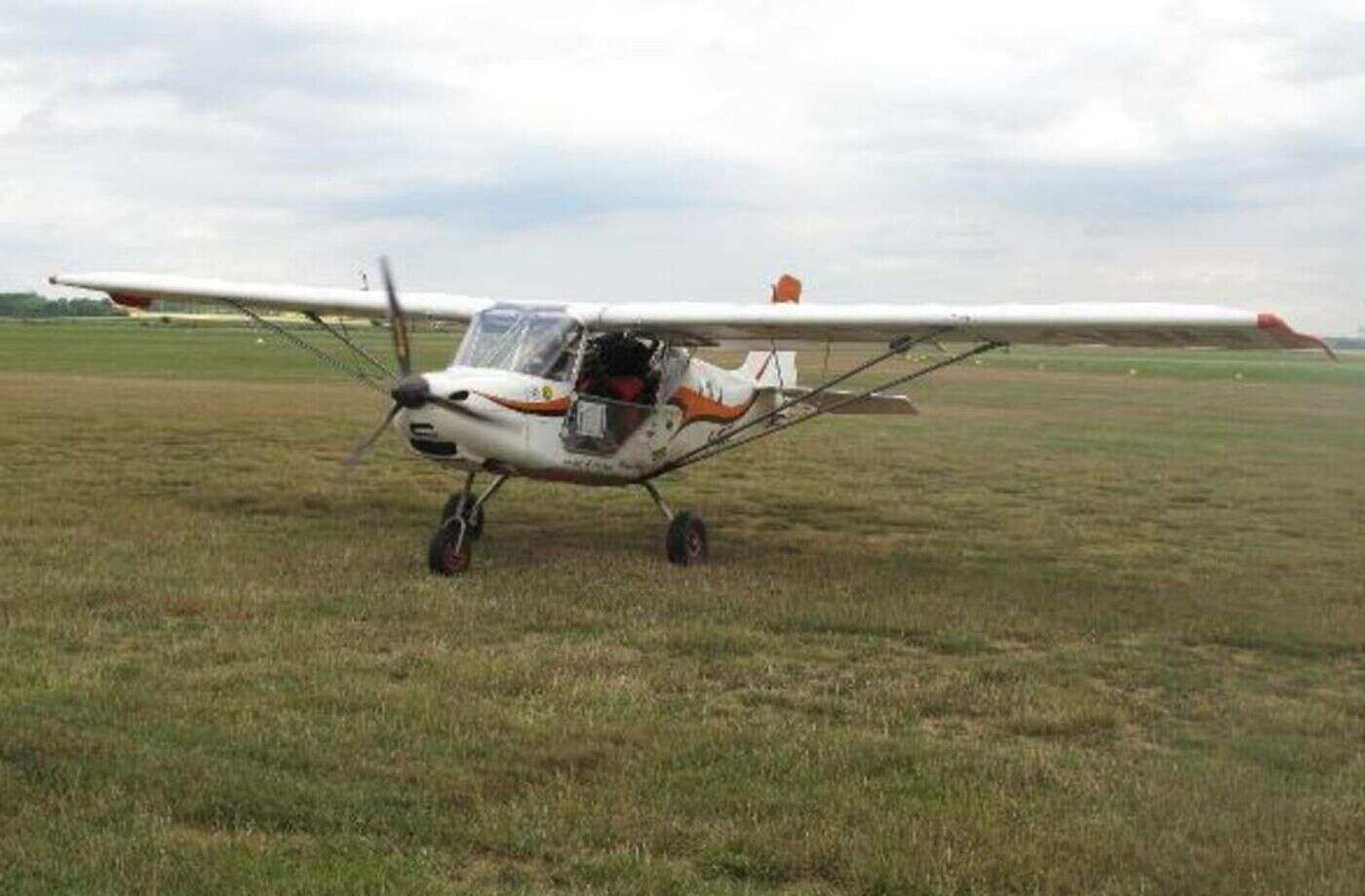 Deux morts dans le crash d’un avion de type ULM sur un chalet en Savoie