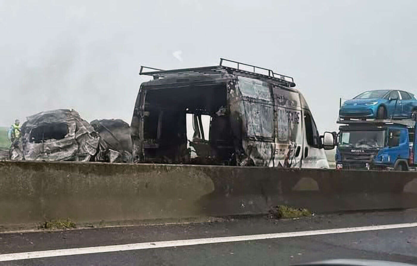 Piégée dans son véhicule en feu, une femme perd la vie dans un tragique accident de la route sur la Nationale 2