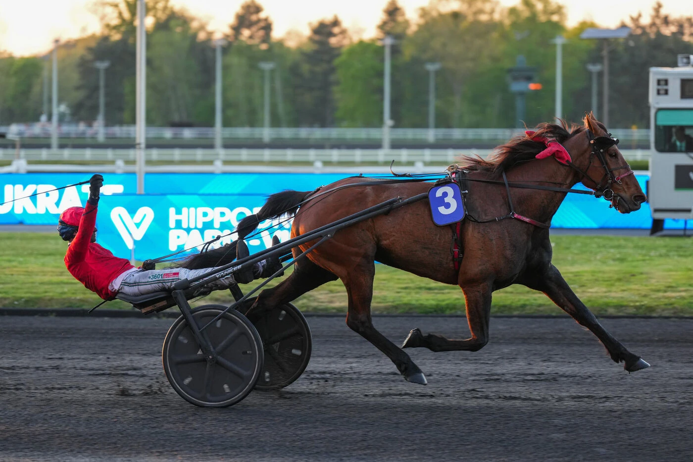 Arrivée du quinté du vendredi 11 avril à Paris-Vincennes : Haute Côte de Nuit dompte les mâles