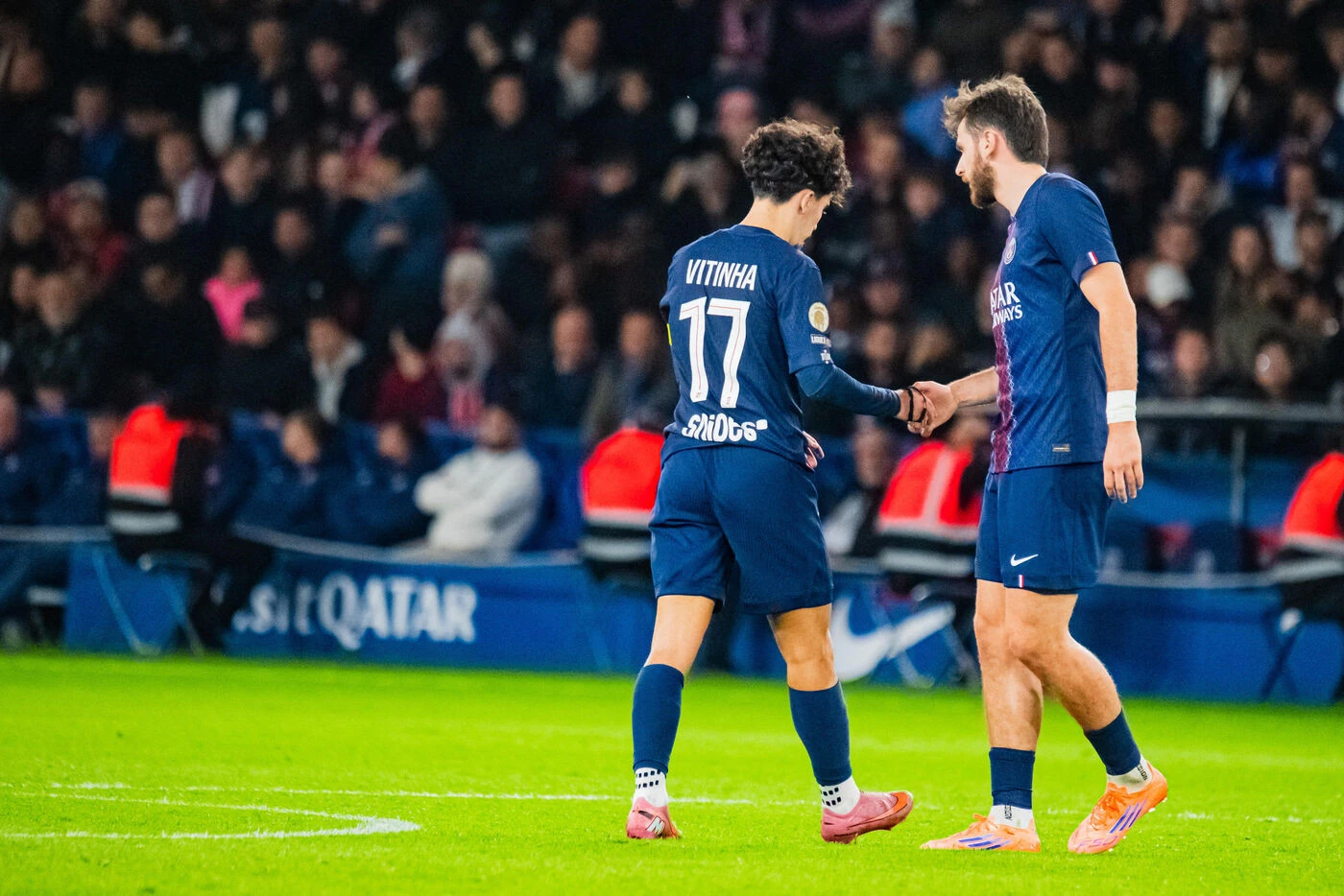 « Je ne sais pas s’il est blessé » : mais pourquoi Vitinha est-il sorti dès la 35e minute contre Auxerre ?