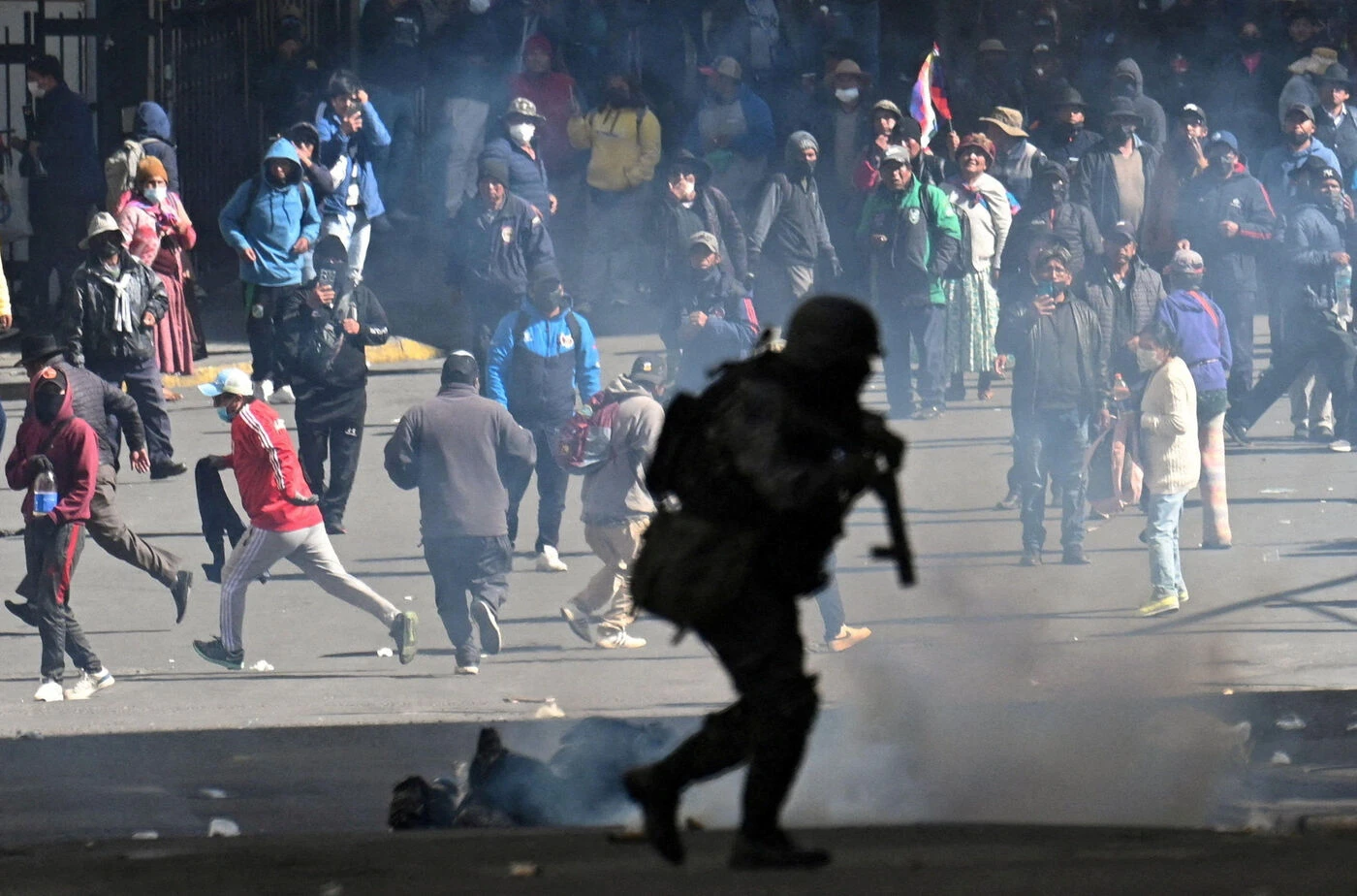 En Bolivie, le recours à l’état d’urgence élargi, le Président pourrait envoyer l’armée contre les manifestants