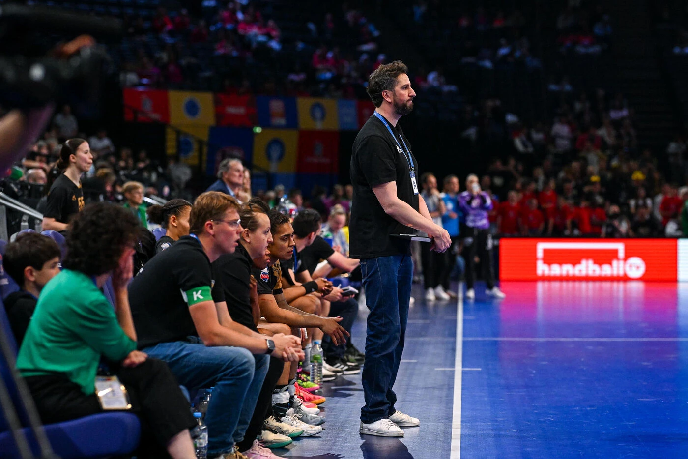 Handball féminin : après la crise de nerfs, le Paris 92 veut repartir sur des bases saines