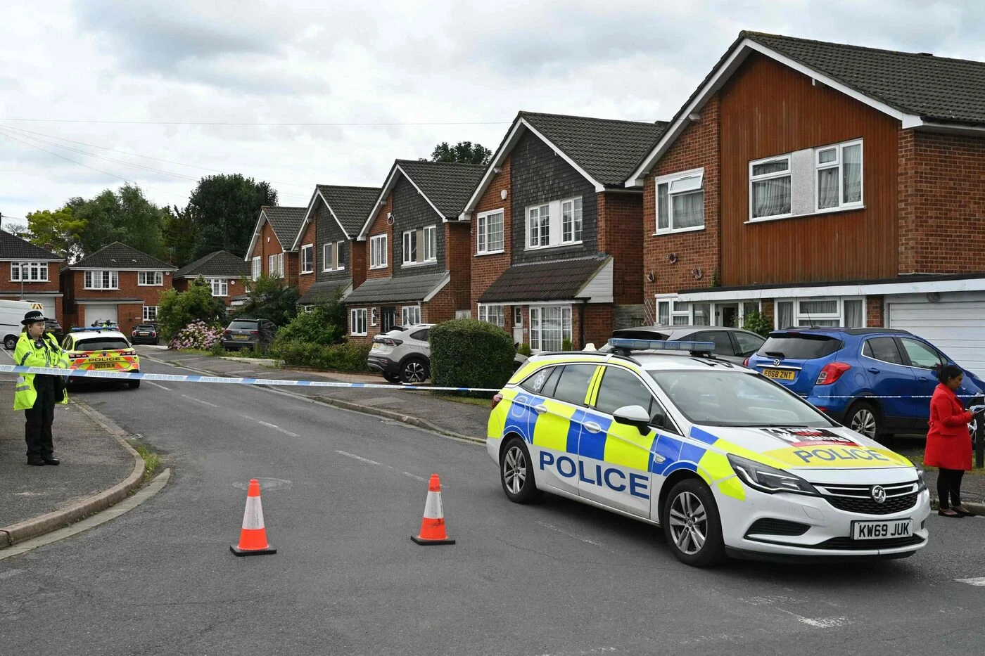 Trois adolescentes admettent avoir battu à mort un homme de 75 ans lors d’une attaque filmée en pleine rue à Londres